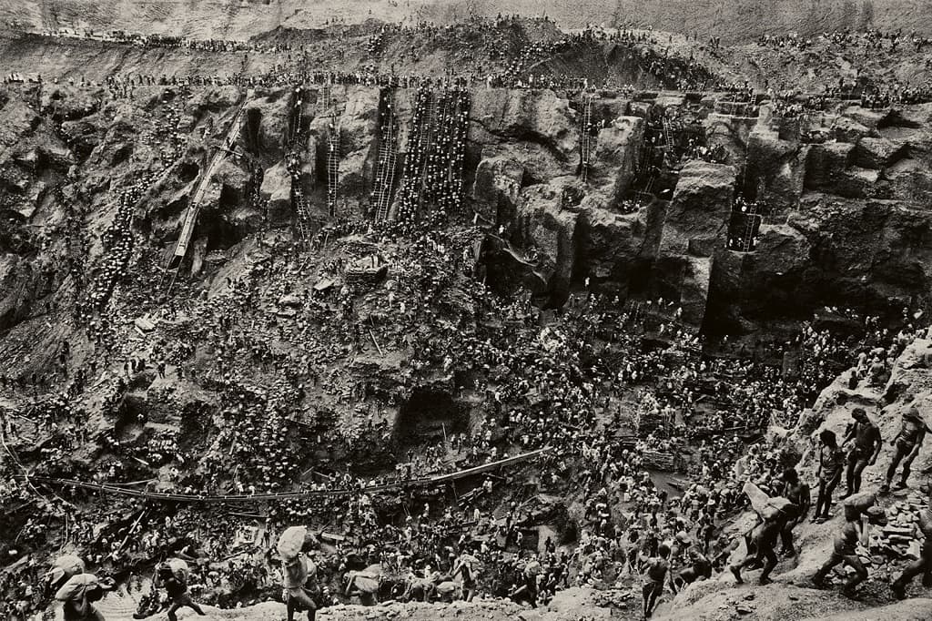 Garimpo de ouro em Serra Pelada (PA), no início da década de 1980